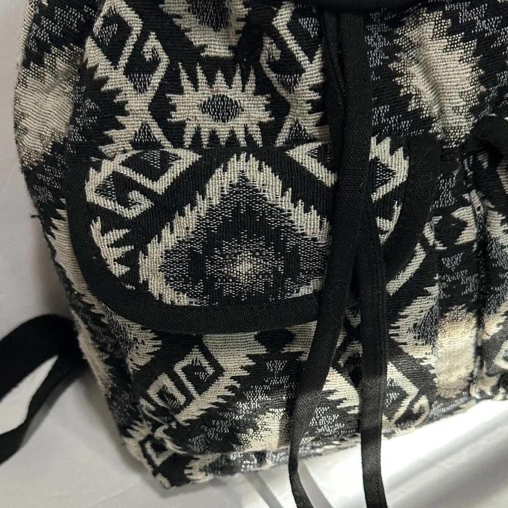 Aztec or Southwestern-style geometric print Black and White Backpack EUC